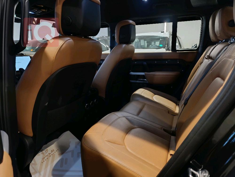 لاند ڕۆڤەر دیفێندەر